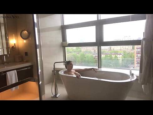 ❤️ Hiiglaslik beib kirglikult oma tussu riivimas vannitoas ❤️ Pornovideo at us